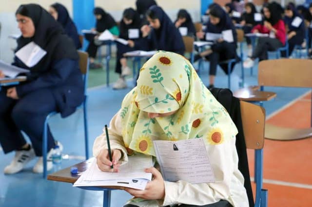 ثبت نام بیش از ۱۲۰ هزار داوطلب برای آزمون ورودی مدارس سمپاد
