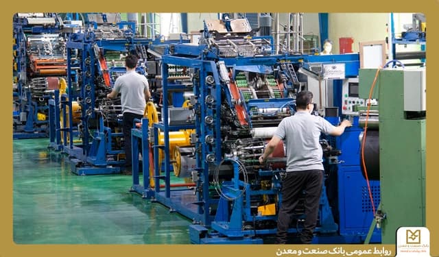 رشد 83 درصدی پرداخت تسهیلات قرض الحسنه اشتغالزایی بانك صنعت و معدن به متقاضیان