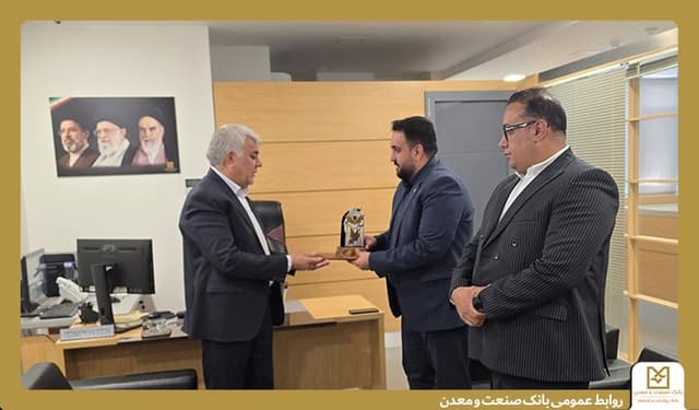 تقدیر از بانك صنعت و معدن برای كمك به آزادی زندانیان جرایم غیرعمد