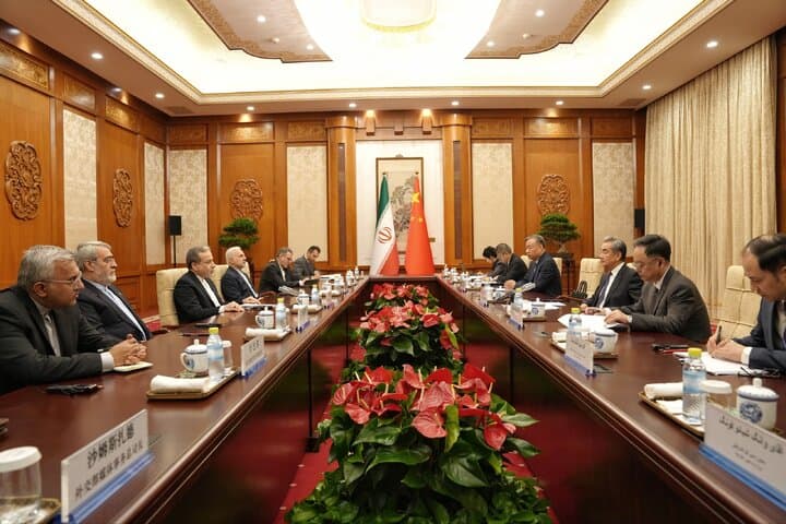 جزییات رایزنی وزیران خارجه ایران و چین در پکن