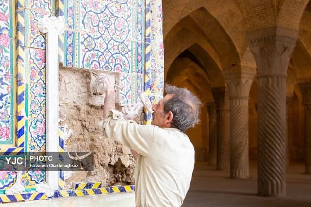 مرمت مسجد وکیل شیراز