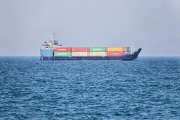 اینجا «تنگه هرمز» است ...