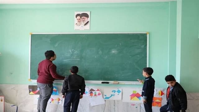 افزایش حقوق معلمان با ارتقای هر رتبه