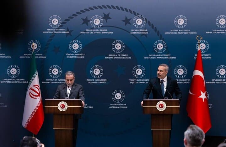 گفتوگوی تلفنی عراقچی و فیدان
