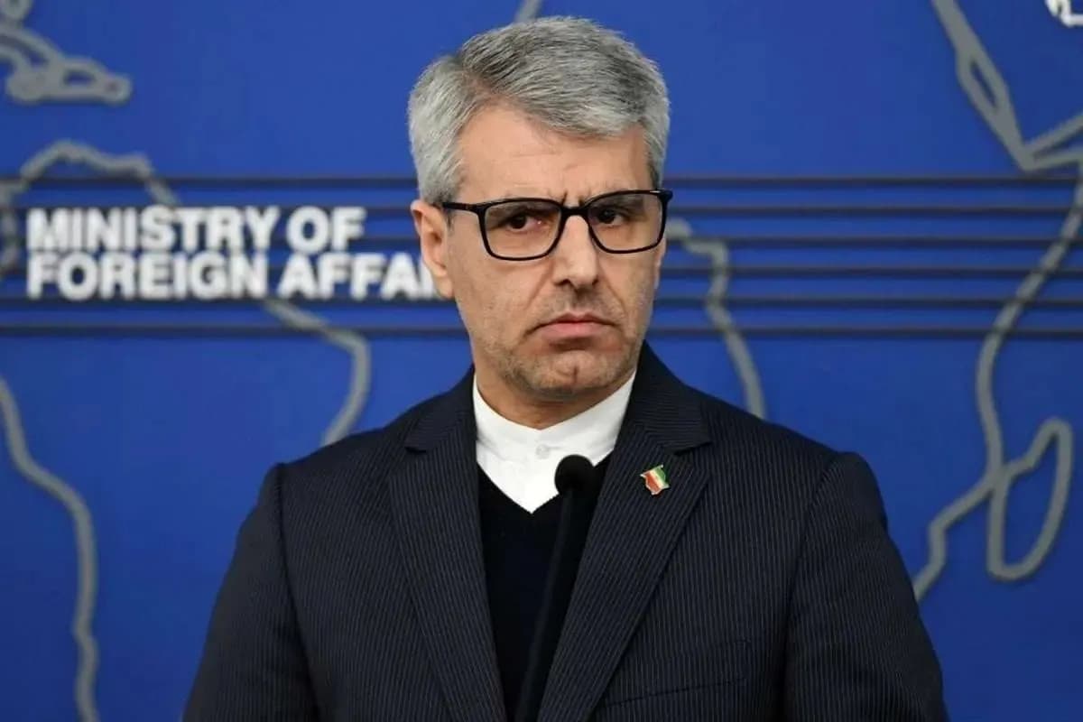 بقایی: هیچ امتیازی از آمریکا مطالبه نکردیم، بلکه خواستار پایان جنگ و توقف راهزنی دریایی از کشتی‌های ایران شدیم