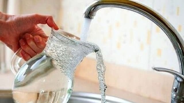 قیمت آب در ایران واقعی نیست
