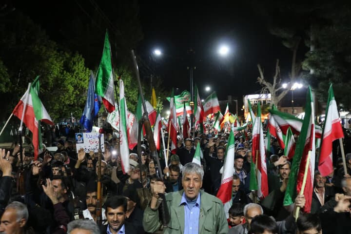 فروپاشیدن رویای خام شکست ایران با مقاومت ملت + فیلم