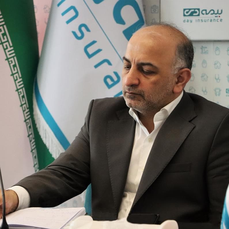 پیام مدیرعامل شرکت بیمه دی به مناسبت 27 اردیبهشت ماه روز ارتباطات و روابط عمومی