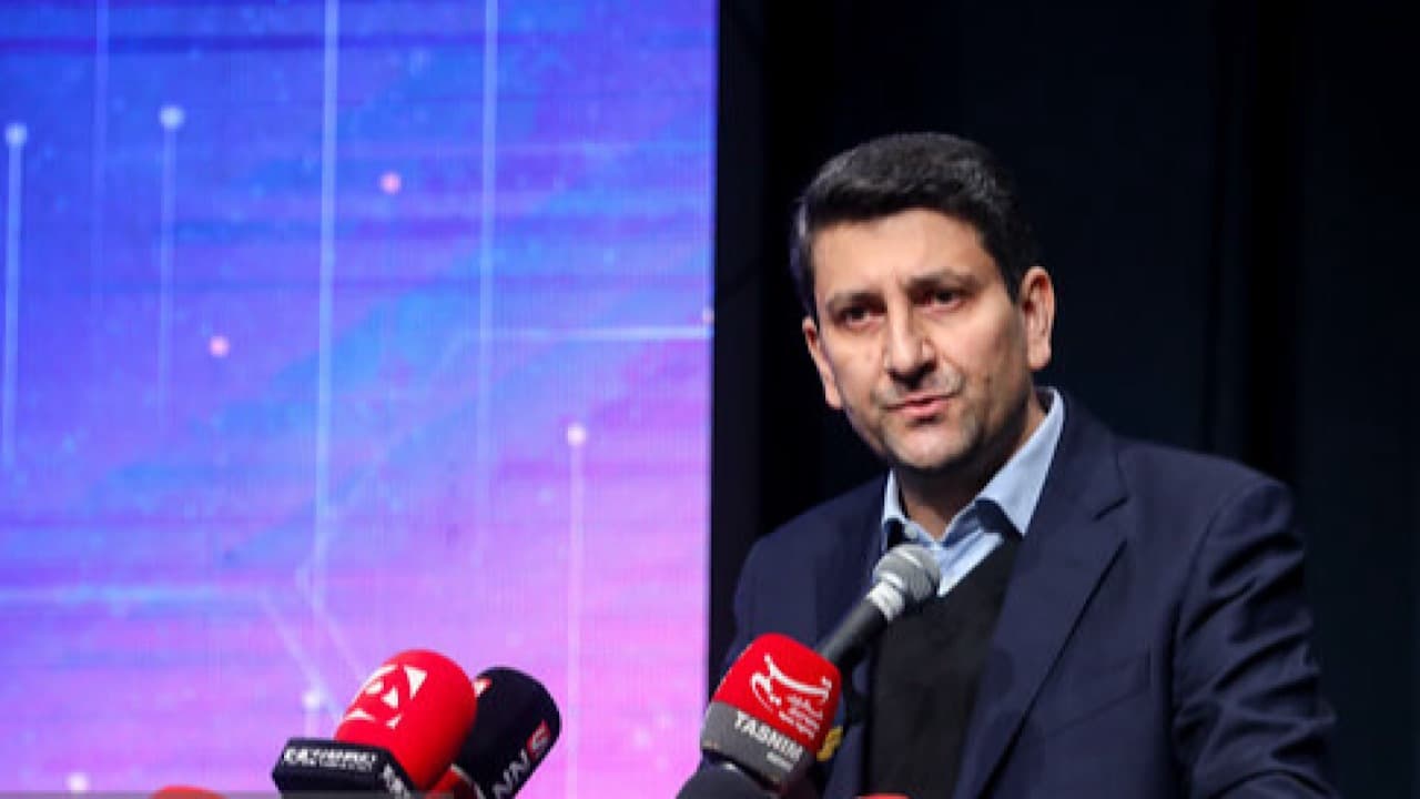 وزیر ارتباطات: ماهواره ناهید ۲ با محوریت زنان اندیشمند کشور در مدار قرار گرفت