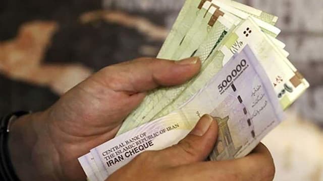 بخشنامه اصلاحیه حقوق و مزایای کارکنان شرکت‌های دولتی ابلاغ شد
