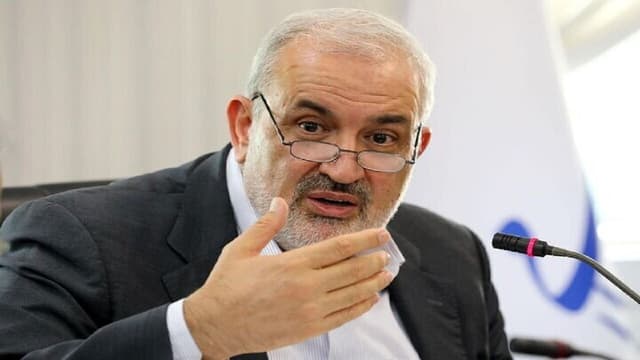 استان تهران در وضعیت ضعیف آب قرار دارد/ اولویت اول ما تأمین آب شرب مردم است + فیلم