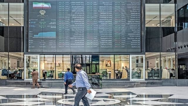 شفاف‌سازی در کدال، شرط بازگشایی نماد‌های آسیب‌دیده/ چرا بورس این روز‌ها سبز پوش است؟