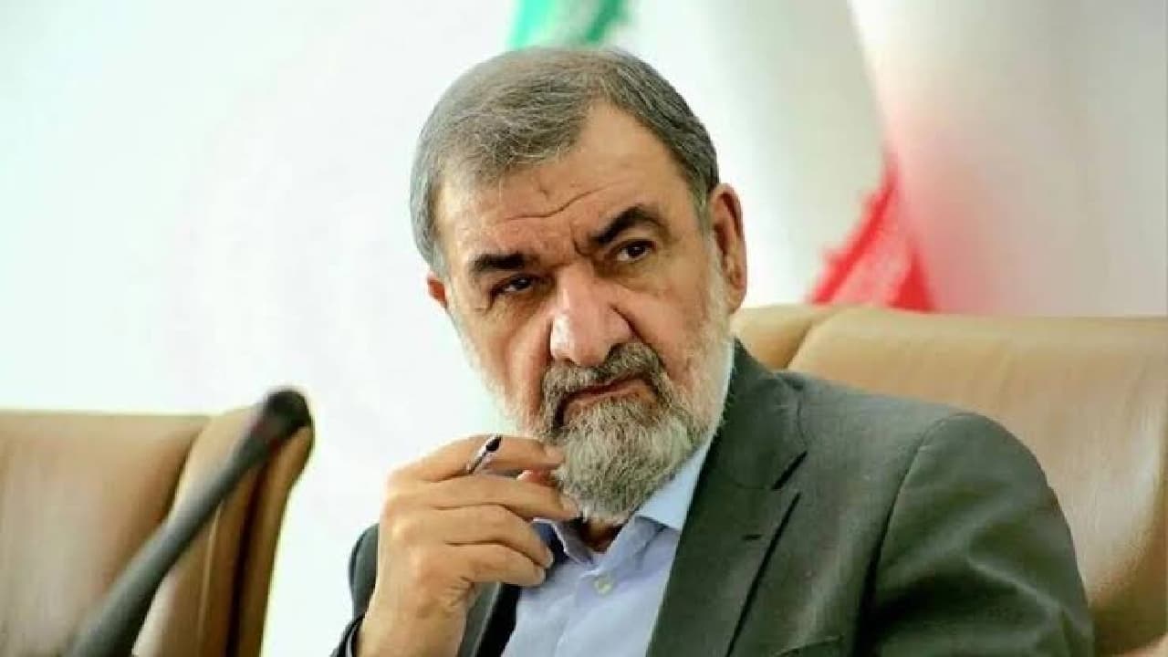 محسن رضایی: آمریکا در مواجهه نظامی با ایران در بنبستی کامل قرار گرفته است