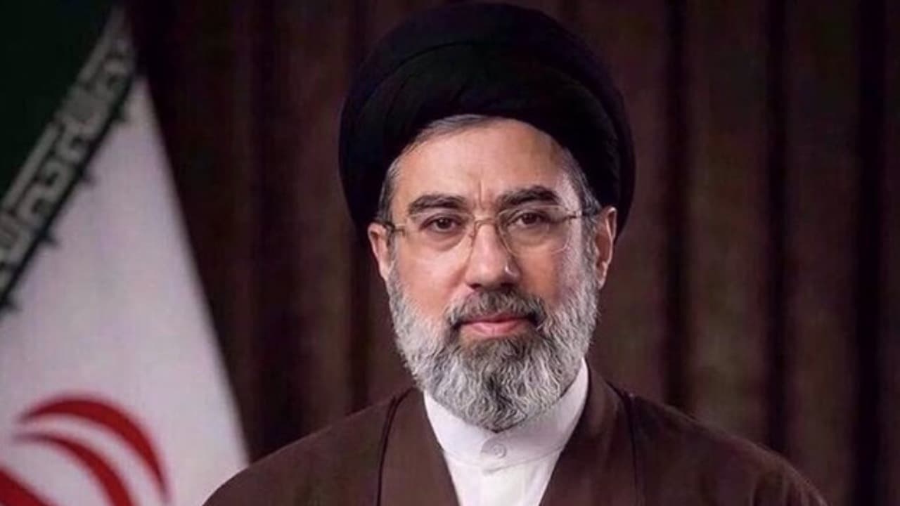 رهبر معظم انقلاب: نفَس رژیم متزلزل صهیونیستی به شماره افتاده است
