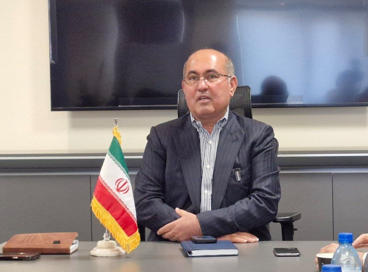 موفقیت‌هایی برای بازگرداندن پول نفت از تراستی‌ها حاصل شده است/ با محاصره دریایی هم نفت صادر کردیم