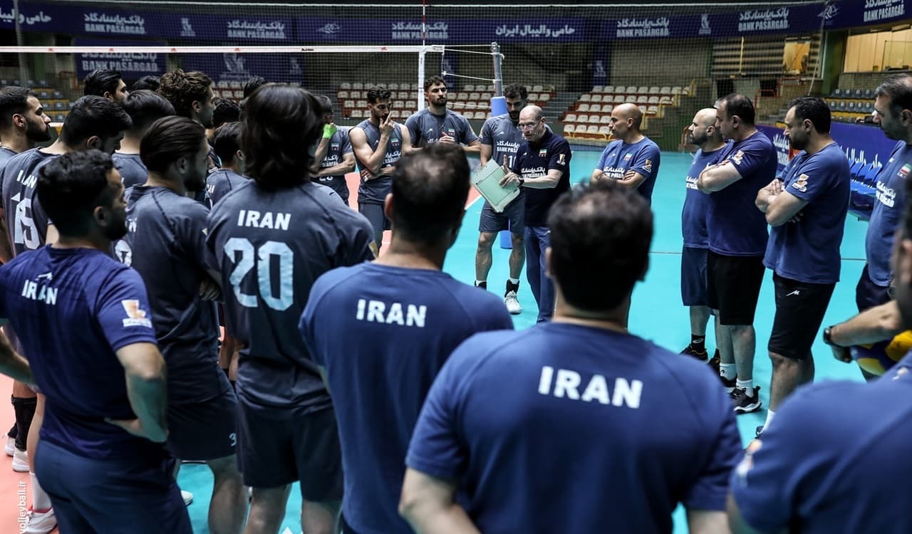 آغاز اردوی برون‌مرزی والیبالیست‌ها در برزیل/ هدف‌گذاری شاگردان پیاتزا برای لیگ ملت‌های ۲۰۲۶