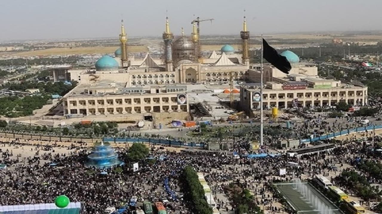 مراسم سی‌وهفتمین سالگرد ارتحال امام خمینی (ره) برگزار شد