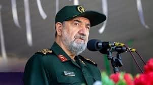 محسن رضایی: کافی بود دشمن به سمت ضاحیه حرکت کند، تمام موشک‌های ما آماده بود، چند برابر جنگ ۴۰ روزه شمال سرزمین‌های اشغالی را  برای اسرائیل جهنم می‌کردیم
