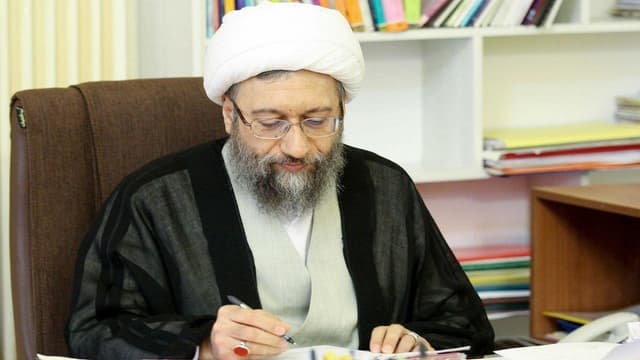 آملی لاریجانی: هرگونه توافق با آمریکا باید تجلی تحول راهبردی در منطقه و جهان باشد