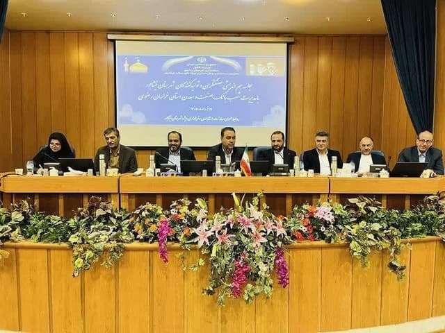 گفت‌وگوی مسئله‌محور بانك صنعت و معدن با صنعتگران نیشابور؛ هم‌افزایی برای تولید «با هم برای ایران»