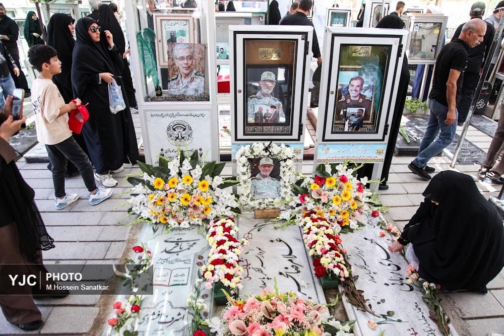 آیین بزرگداشت سالگرد شهادت فرماندهان شهید و شهدای اقتدار ایران در جنگ تحمیلی ۱۲ روزه