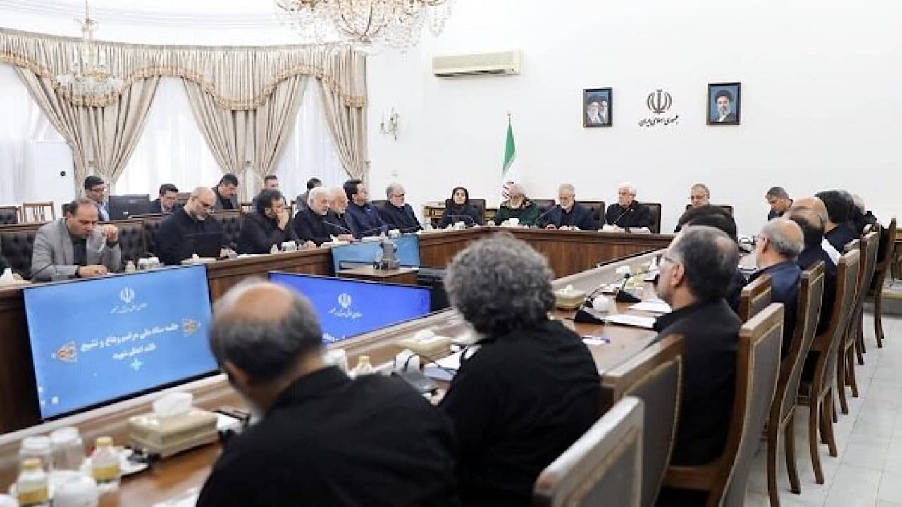 عارف: تشییع رهبر شهید انقلاب یکی از مهمترین حوادث قرن بیست و یکم است
