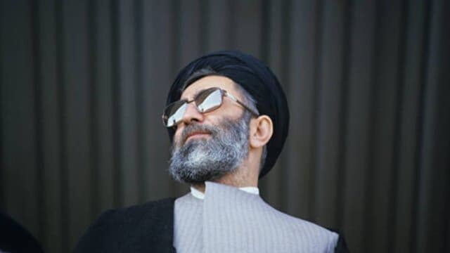 بازخوانی اولین وصیت نامه رهبر شهید انقلاب در سال ۴۲ + فیلم