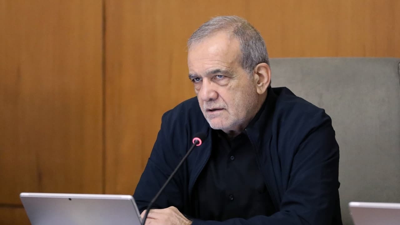 پزشکیان: تشییع رهبر شهید باید نماد وحدت ملی باشد