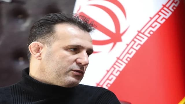آرش میر اسماعیلی: رهبر ما عاشورایی شهید شد/ امیدوارم شفیع ما در روز قیامت باشند
