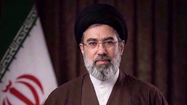 رهبر انقلاب: انتقام خواست ملّت است و به‌طور حتمی باید صورت بگیرد