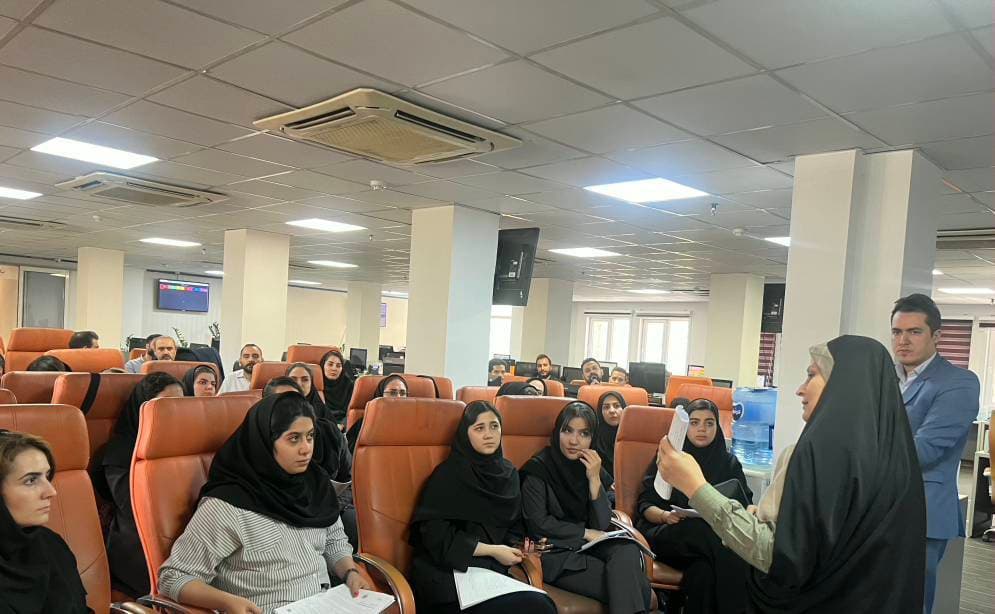 بیمه ایران؛ پای کار خدمت به زائران اربعین حسینی