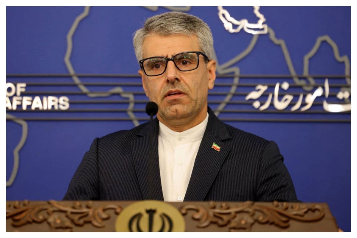 حمایت از دیپلمات‌ها، مکمل حمایت از مدافعان وطن است/ ماجرای پرواز هواپیمای ایرانی به یمن از زبان سخنگوی وزارت خارجه