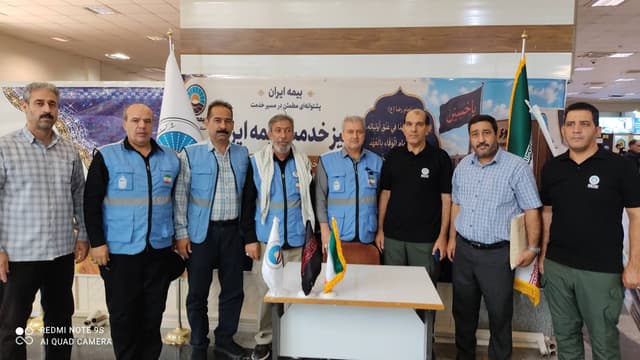 برپایی میز خدمت بیمه ایران در مرز خسروی