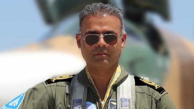 پیکر مطهر خلبان شهید مجید کاظمی روز جمعه در شیراز تشییع می‌شود