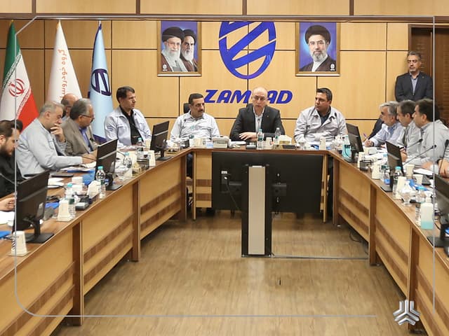 تحول در مدیریت سرمایه انسانی و حرکت به سمت تفکر سیستمی/ مدیریت تعهدات معوق سایپا بدون توقف تولید و تعدیل نیرو