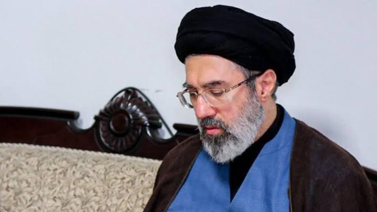 چرا از آیت‌الله سیدمجتبی خامنه‌ای هیچ صوتی منتشر نمی‌شود؟