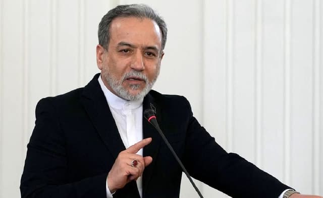 سید عباس عراقچی: اکنون هیچ مذاکره‌ای با آمریکا نداریم