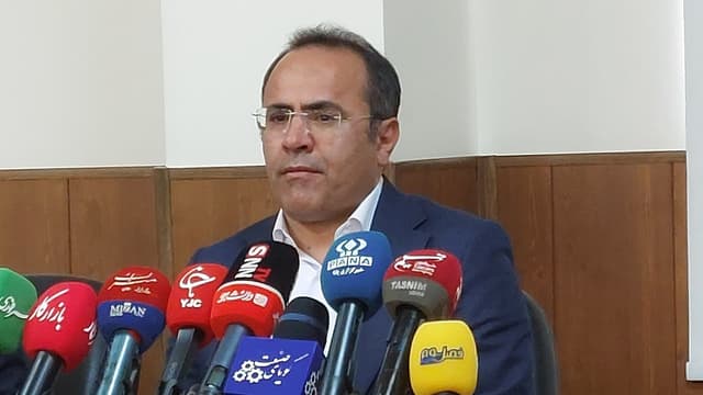 با وکیل‌بلاگرهای متخلف برخورد می‌کنیم