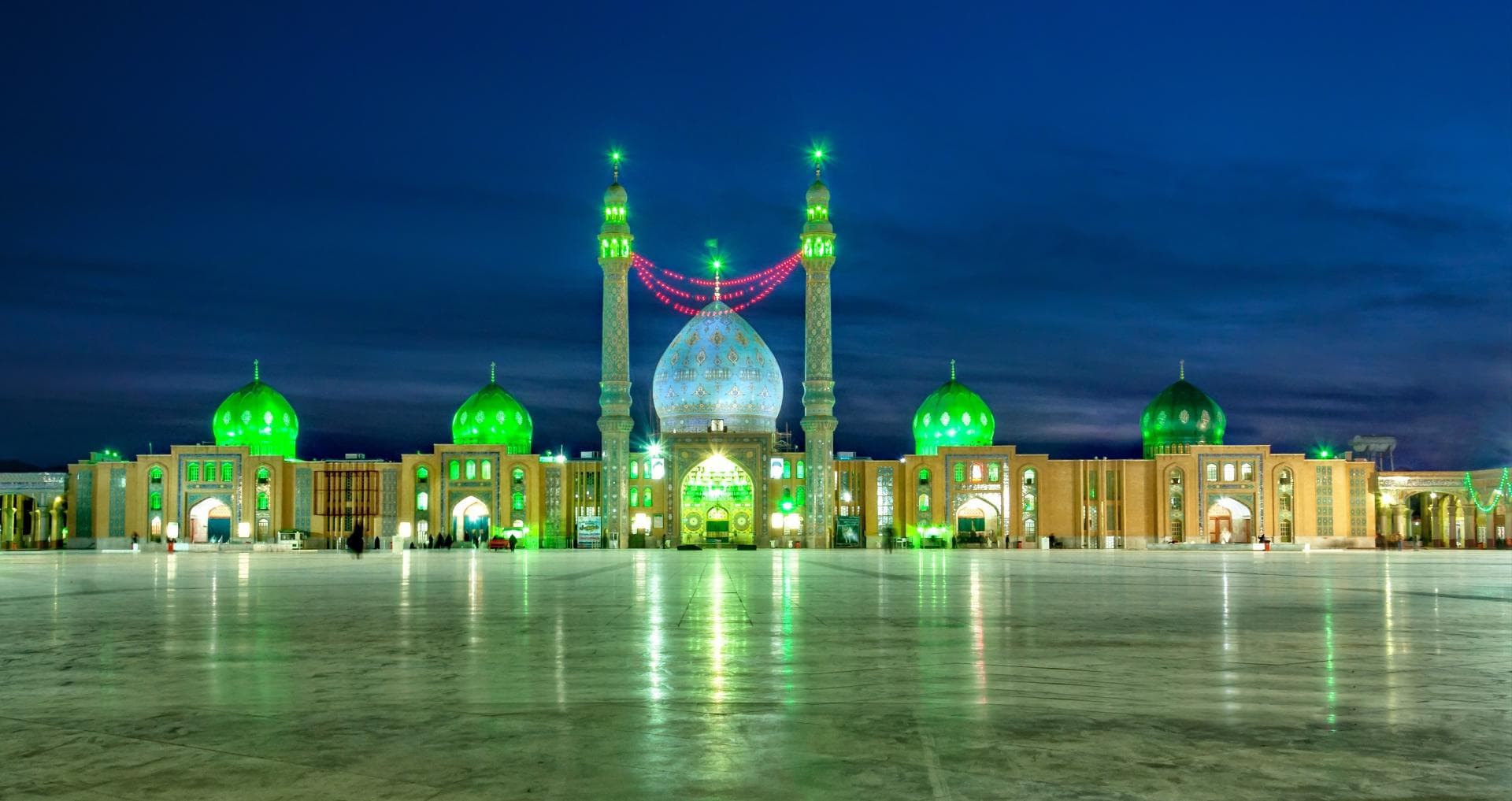 چشم‌انتظار ظهور؛ روایت مهرورزی در رباعی‌های جدید محمدکاظم شهرام