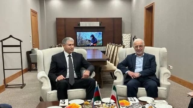 وزیرکشور: همکاری‌های امنیتی و مرزی ایران و جمهوری آذربایجان توسعه می‌یابد