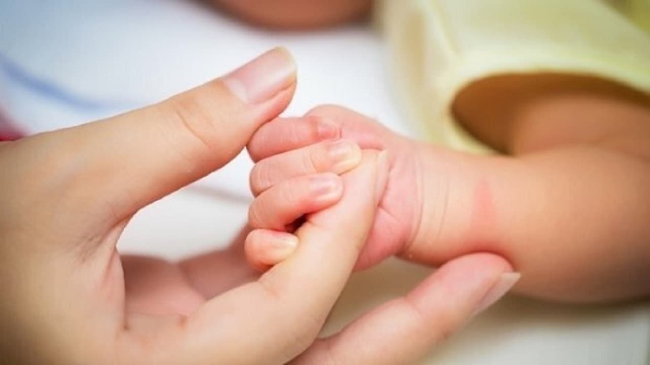 شارژ اعتبار «کارت امید مادر» متولدین فروردین تا ۱۵ اردیبهشت‌