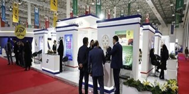 بانکداری خرد را به لندتک ها و اپلیکیشن‌های بانکی واگذار می کنیم