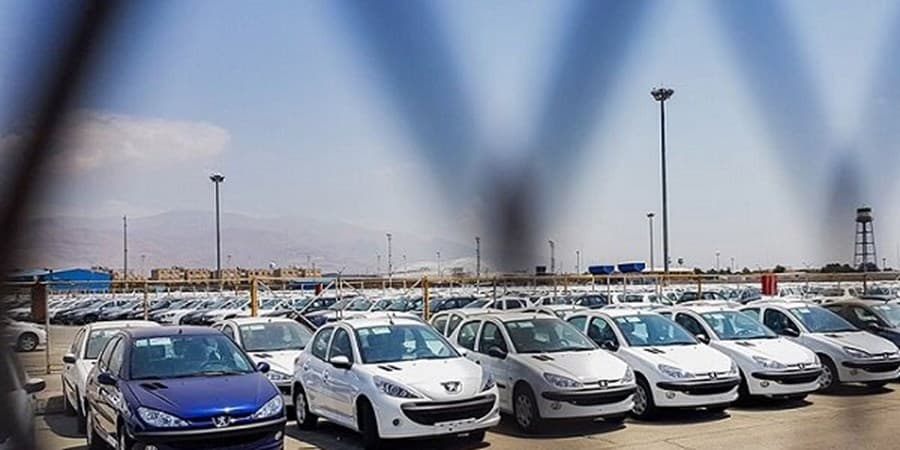 تنظیم بازار خودرو نیازمند افزایش عرضه از سوی خودروسازان است