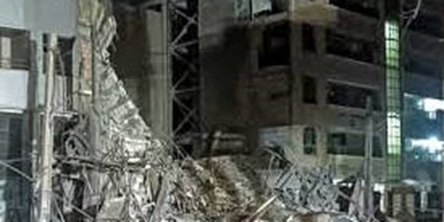 دستور دادستان برای علت حادثه ساختمان ۶ طبقه اهواز