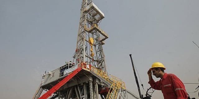 حفاری ۶۵ حلقه چاه نفت و گاز از ابتدای امسال در مناطق خشکی و دریایی کشور تکمیل شد