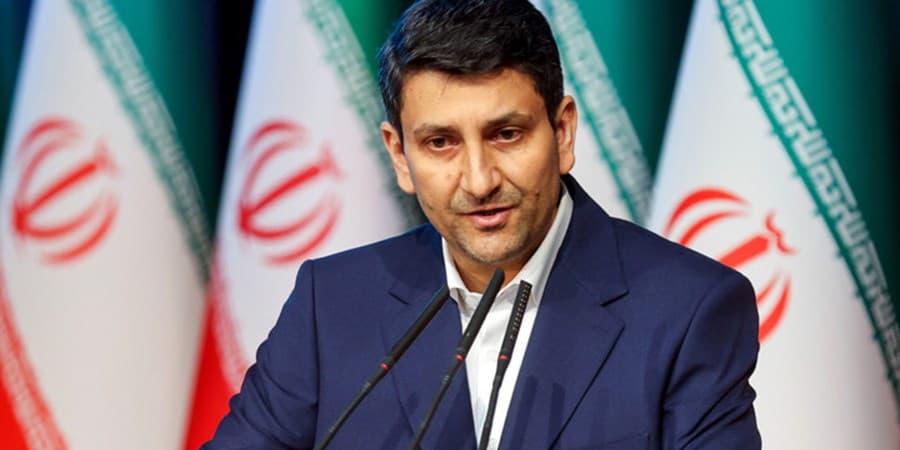 وزیر ارتباطات: هوش مصنوعی را به عنوان یک تکنولوژی جدید در صحنه جهانی دنبال می‌کنیم