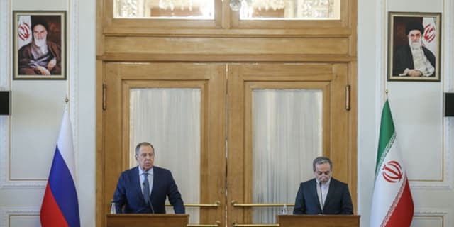 مذاکره مستقیم ایران و آمریکا در سایه فشار حداکثری موجود، ممکن نیست