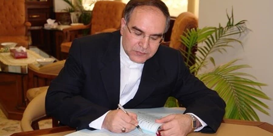 ایران و پاکستان توافقنامه تسهیل تجاری امضا کنند