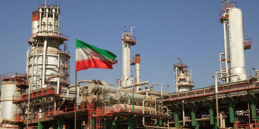 افزایش حدود ۳ میلیون لیتری تولید بنزین در پالایشگاه آبادان