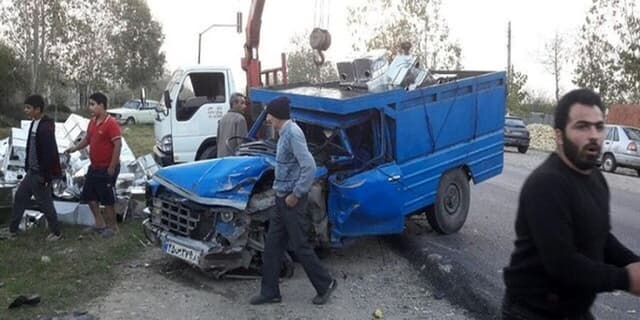 نیسان آبی رکورد دار واژگونی در روزهای بارانی